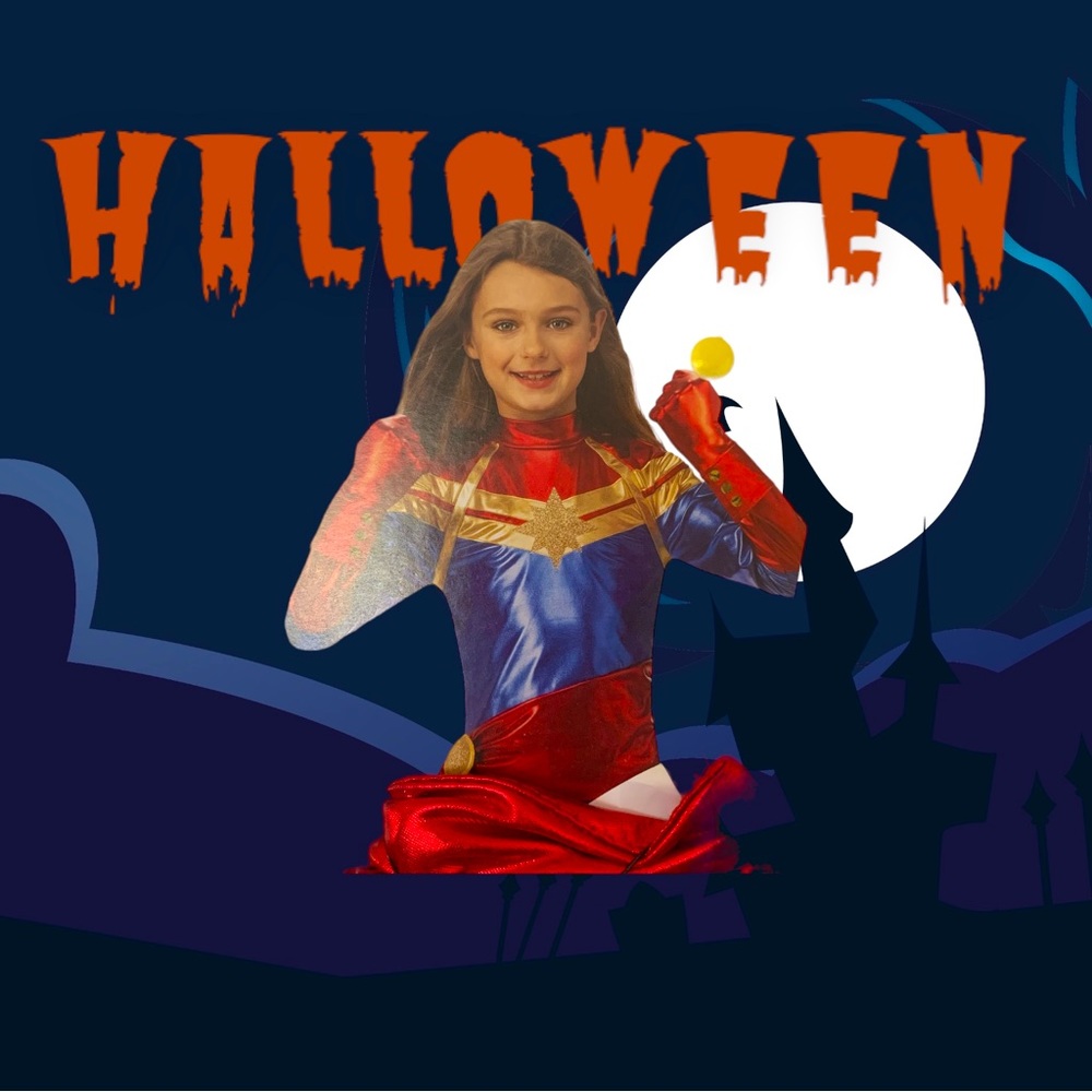 NWT, 5-6 Captain Marvel Costume ⚡️Never worn, smoke-free home. Halloween costume